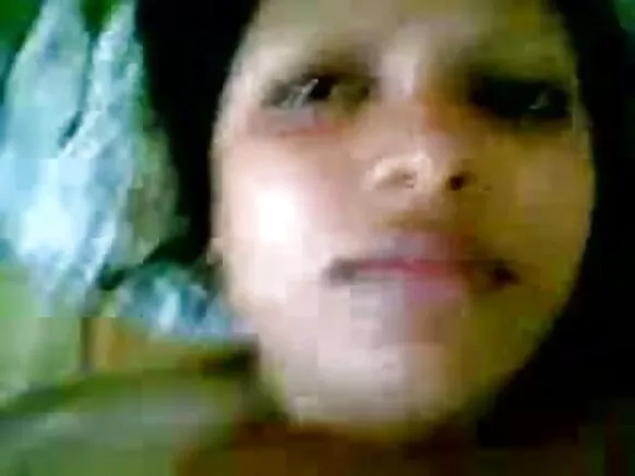 ബംഗ്ലാദേശി അവിശ്വസ്ത സെക്സി ഇംഗ്ലീഷ് ഭാര്യ ഭാര്യയെ നിറയ്ക്കുന്നു
