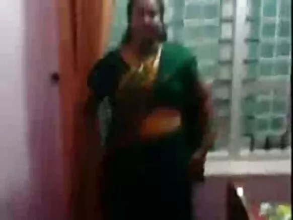 ഇന്ത്യ ഹോളിവുഡ് സെക്‌സി വീഡിയോ മൂവി ആൻ്റി 1324