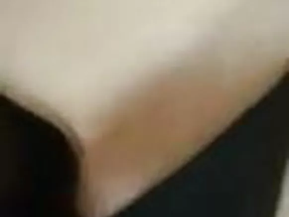 ബ്ലാങ്ക MILF ന് എൻ്റെ കഠിനമായ കോഴി സഹിക്കാനാവില്ല