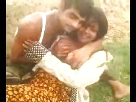 ദേശി ഇന്ത്യ ബസ്റ്റി ആൻ്റി കൺട്രി സെക്‌സി മൈൻ