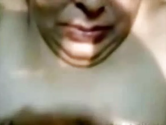 ആൻ്റി ഇന്ത്യ സെക്‌സി ഇംഗ്ലീഷ് മൂവി വീഡിയോ ബ്ലോജോബ്, ആൻ്റിയുടെ മുഖത്ത് ഓടുന്നു