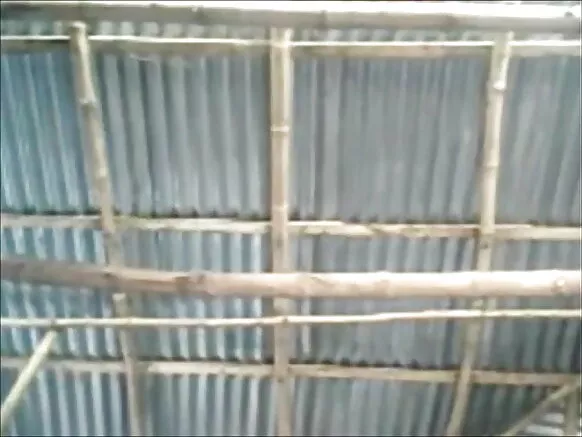 കുടിക്കാൻ കുറച്ച് തണ്ണിമത്തൻ കാണിക്കുക