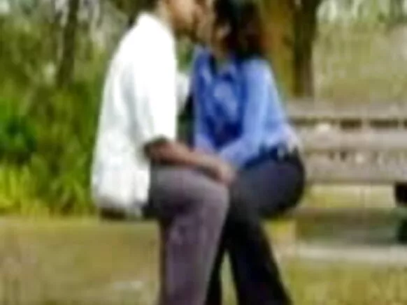 ഹിന്ദി ഇന്ത്യയിൽ പൊതു മൊബൈൽ സിനിമ സെക്സ്
