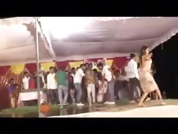 നഗ്ന നഗ്ന നൃത്ത വീഡിയോ സെക്‌സി ഫിലിം ഹിന്ദി വെറ്റ് ഡാൻസ്