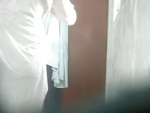 അമ്മായി കുളിക്കുന്ന സെക്‌സി മൂവി ഷോ വീഡിയോ മൈ ആൻ്റി