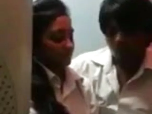 സൈബർകഫേ ബിഗ് ബൂബ്സ് സെക്‌സി എച്ച്‌ഡി സിനിമ