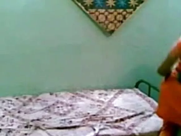 സ്മാർട്ട് സണ്ണി ലിയോൺ നീല ചിത്രം ഫുൾ എച്ച്ഡി ഇന്ത്യൻ പെൺകുട്ടി തൻ്റെ ബോയ്ഫ്രണ്ട് പെൺകുട്ടികളുമായി ഇറങ്ങിപ്പോവുന്നു