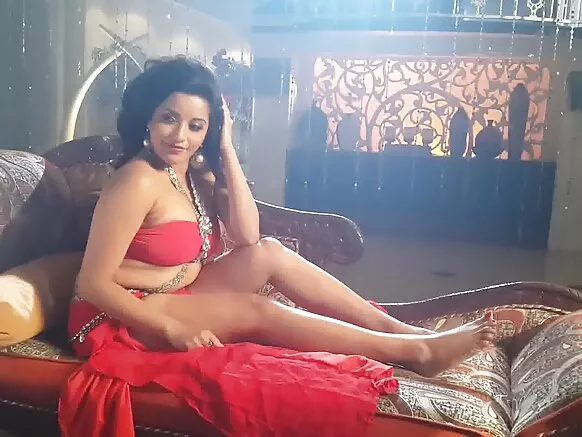 ആരെങ്കിലും, മോണാലിസ സെക്സി മൂവി ബോളിവുഡ് ലാവ ആൻഡ് ഫാൾ ചെയ്യൂ..