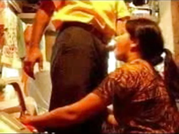ആൻ്റി ഇന്ത്യ സെക്സി മൂവി ഷോ 8 ആൻ്റി
