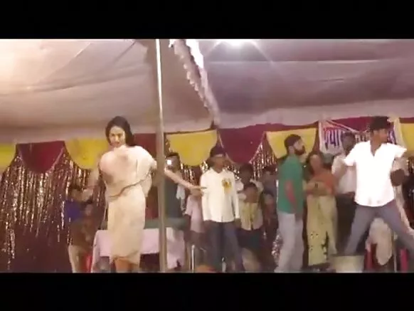 നഗ്ന ഇംഗ്ലീഷ് നൃത്തം സെക്‌സി മൂവി എച്ച്ഡി നഗ്നത
