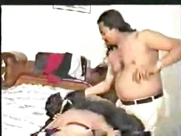 ഷിറ്റ് 2 ഹിന്ദി സെക്‌സി മൂവി 2 എന്ന ഇന്ത്യൻ വീഡിയോ