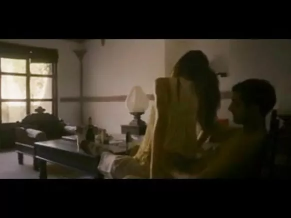 ഫ്രീഡ പിൻ്റോ സെക്‌സ് സീൻ സെക്‌സി ഹിന്ദി സീൻ സിനിമ