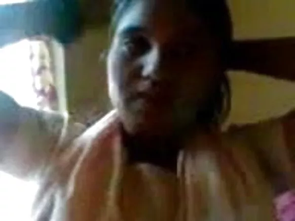 സെക്സി വസ്ത്രം ധരിച്ച പെൺകുട്ടി നീല എച്ച്ഡി