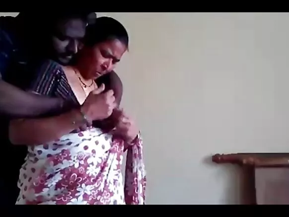 സെക്‌സി യുവ ഇംഗ്ലീഷ് ചിത്രത്താൽ വഷളായ വൃദ്ധ