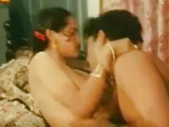 ഹിന്ദിയിലെ സെക്‌സി ബിഎഫ് നൈറ്റ് ബിഎഫ് സിനിമ ആദ്യരാത്രി