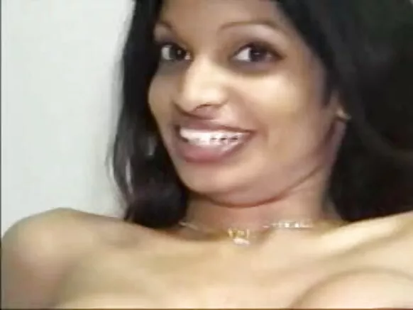 ഇന്ത്യൻ ഇന്ത്യൻ ഗേൾ സെക്‌സി ചോഡ ചോഡി സിനിമ