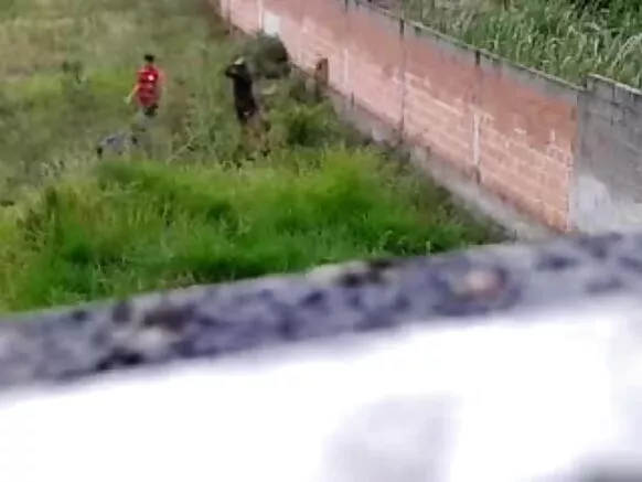 സെക്‌സി ബ്ലൂ വീഡിയോ കാമുകി പിടിക്കപ്പെട്ടു